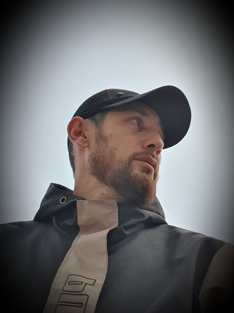  37279474  Safar, 37 ,    