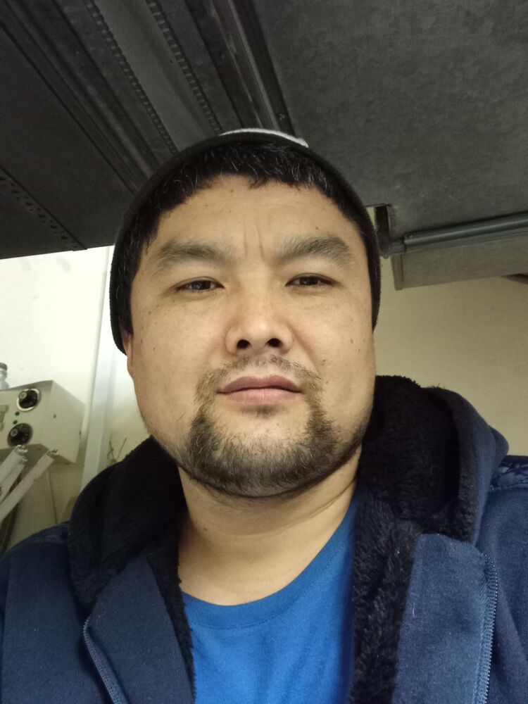  32975004  Kolia, 35 ,    