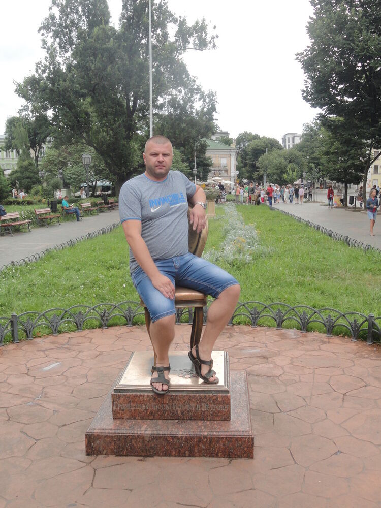  ,   Vitaliy, 41 ,  