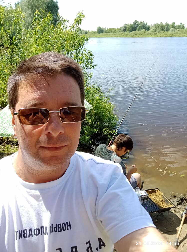  47004984  Vasja, 47 ,    