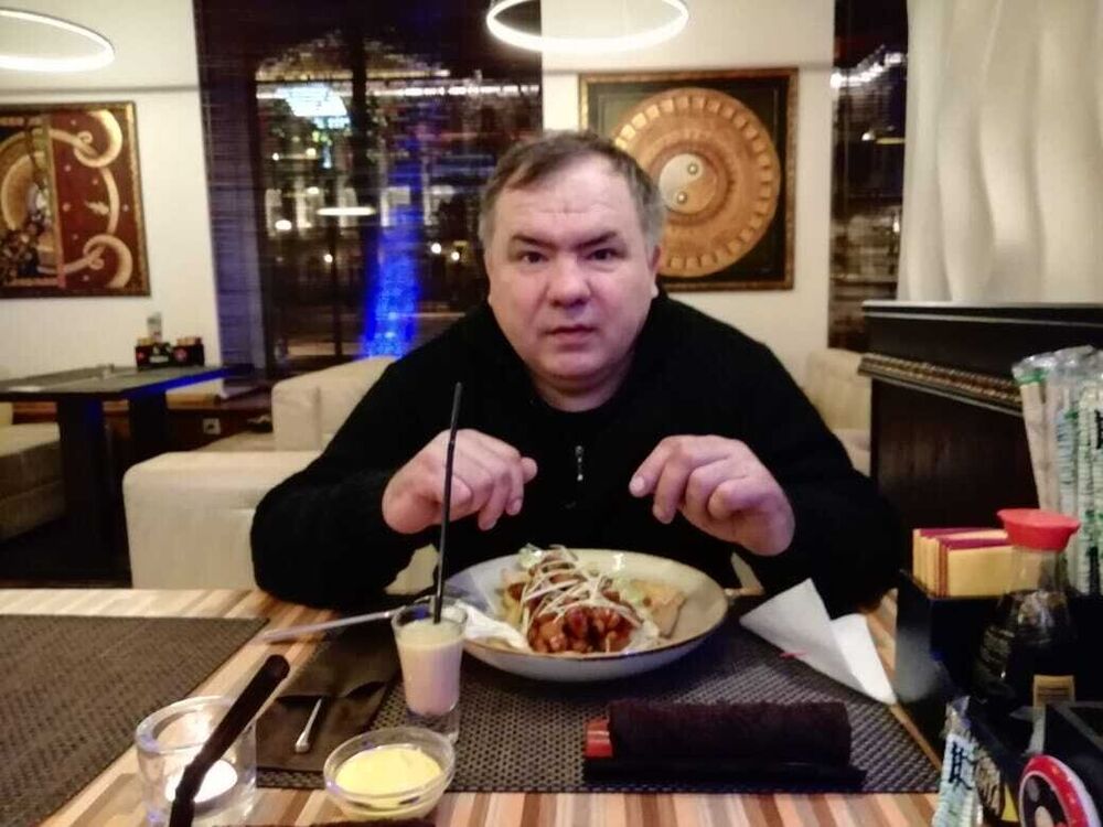  21373354  Vladimir, 53 ,    