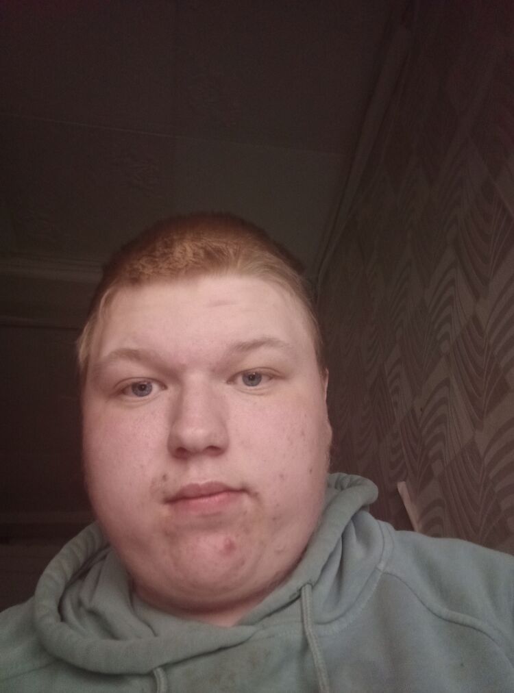  42133014   , 19 ,    