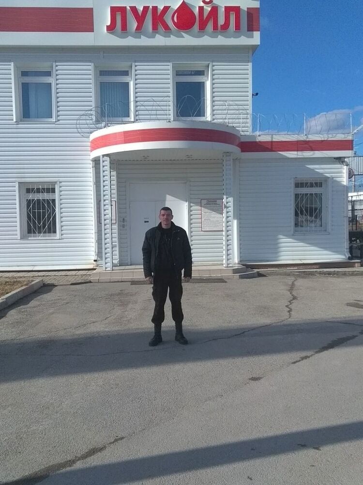  17354344  LUKOIL, 42 ,     