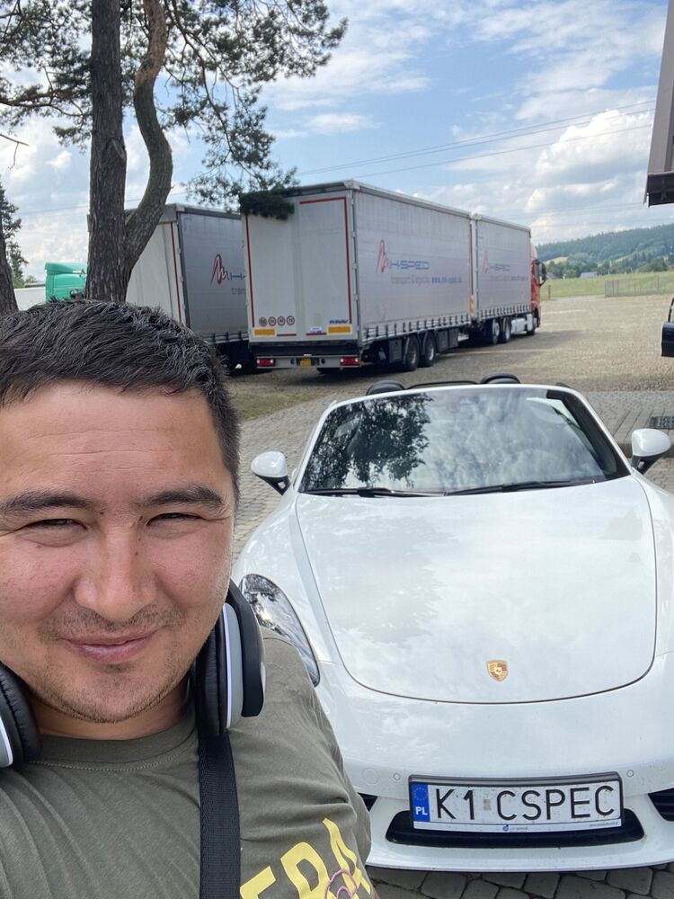  27311524  Adil, 37 ,    Czestochowa