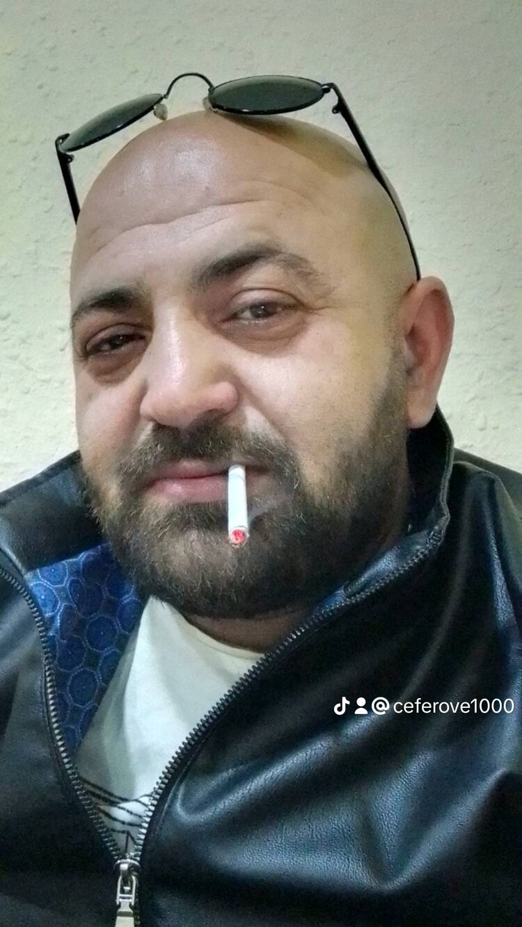  44888144  , 40 ,    
