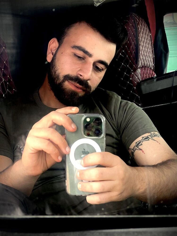  ,   Furkan, 25 ,   ,   