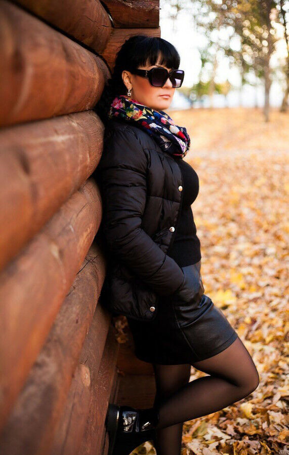  17744384  Lesia, 39 ,    