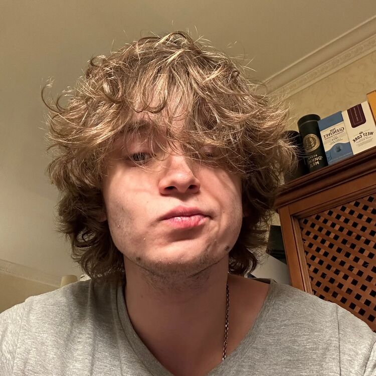 ���� 47182374 ����� �����, 22 ����, ���� ���������� � ������