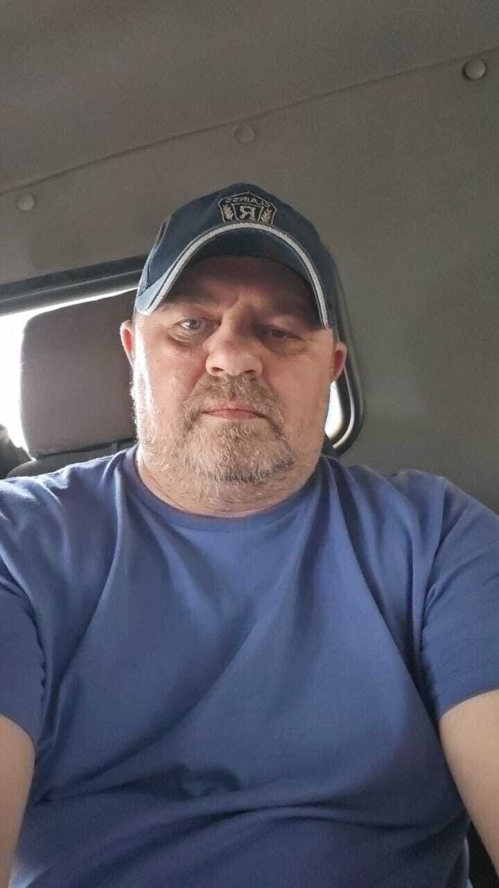  53954574  Pavel, 49 ,    