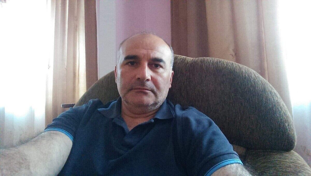  22587264  Dato, 54 ,    