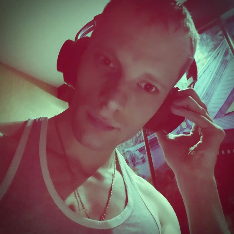  29621584  , 35 ,    