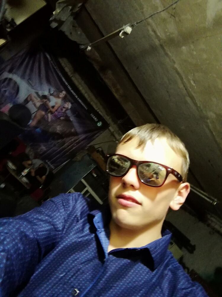 24294874  , 22 ,    