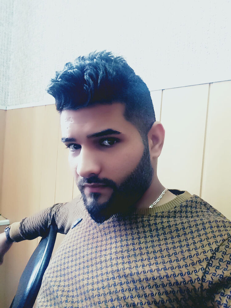  8315624  Mujtaba, 30 ,    