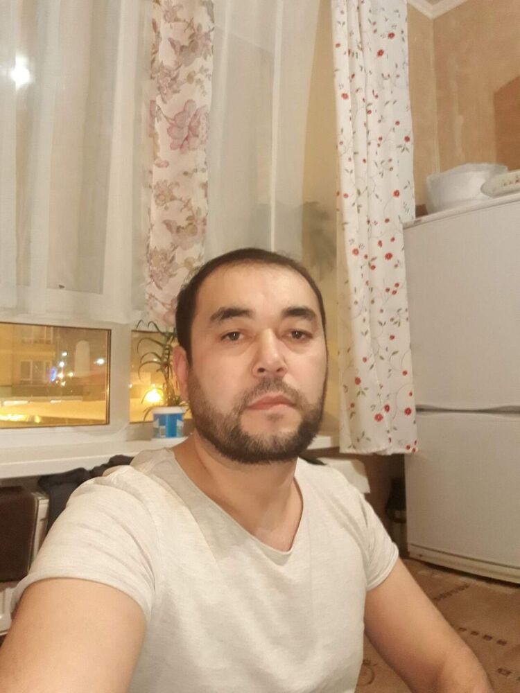  30943644  Mumin, 44 ,    