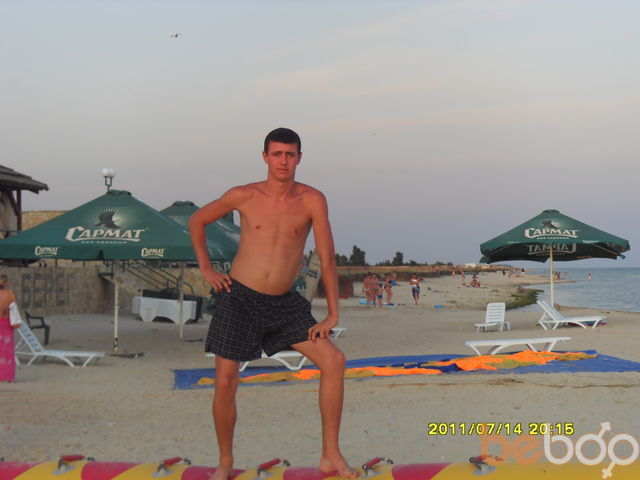  ,   Denis, 34 ,   