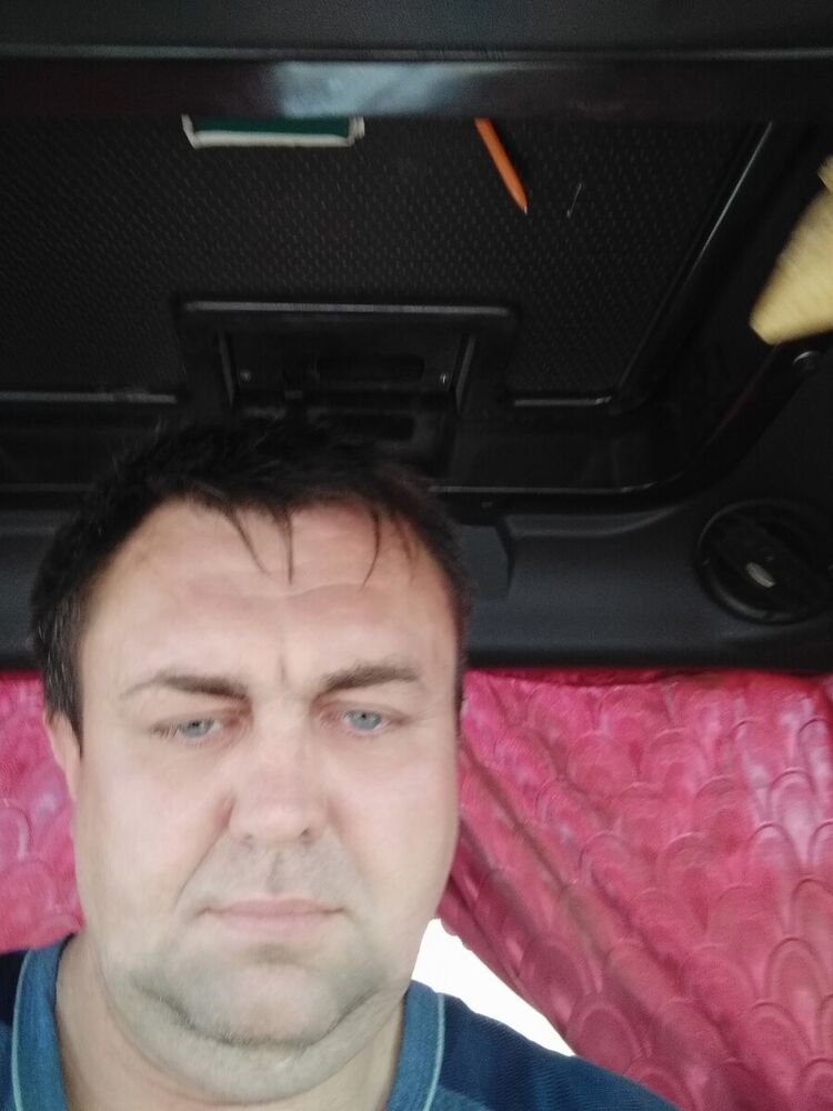  21680864  , 44 ,    