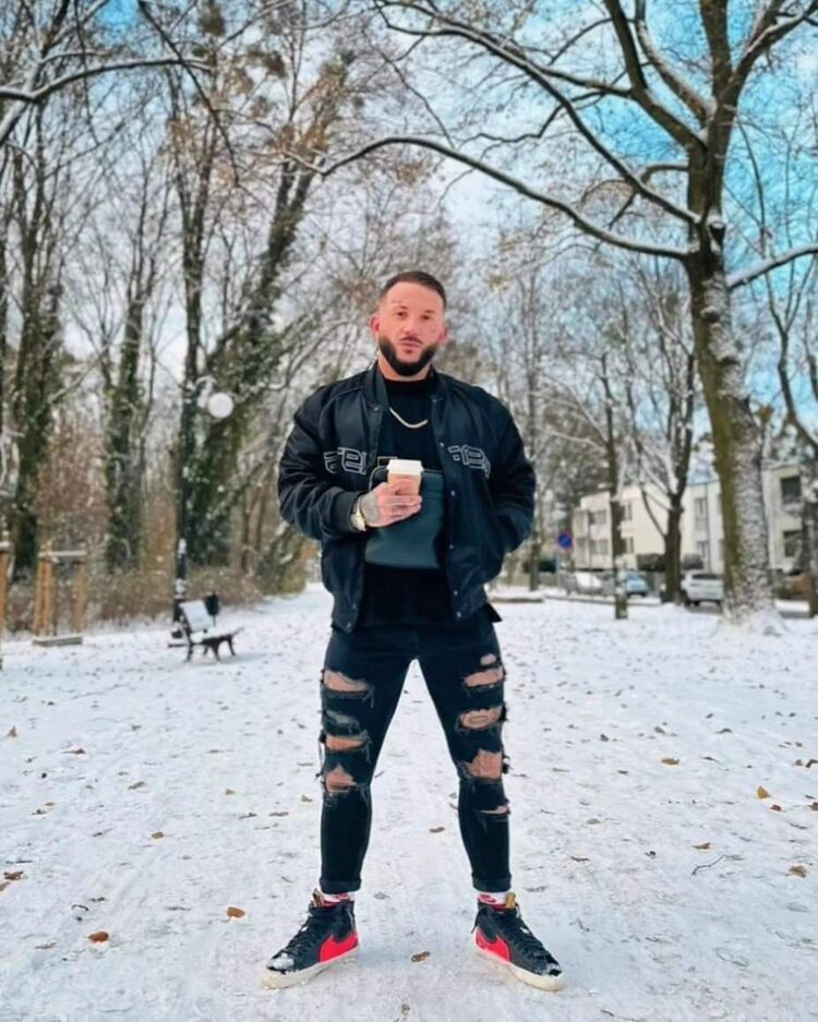  43446454  Lukasz, 30 ,    Bielany Wroclawskie