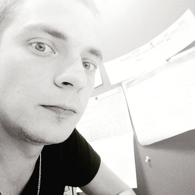 ���� 25710244 ������� ���������, 34 ����, ���� ���������� � �����������