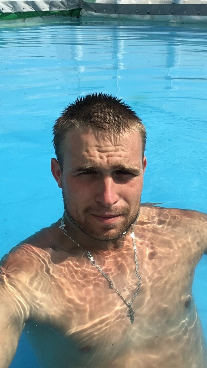  30592774  , 27 ,    