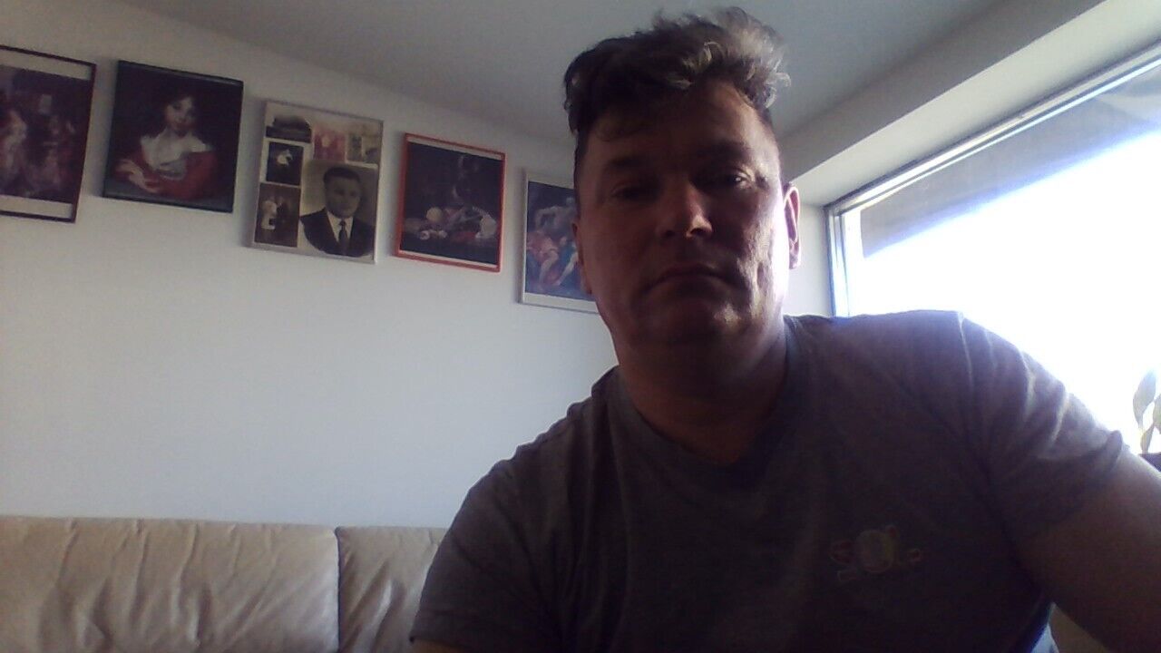  50431474  Victor, 52 ,    