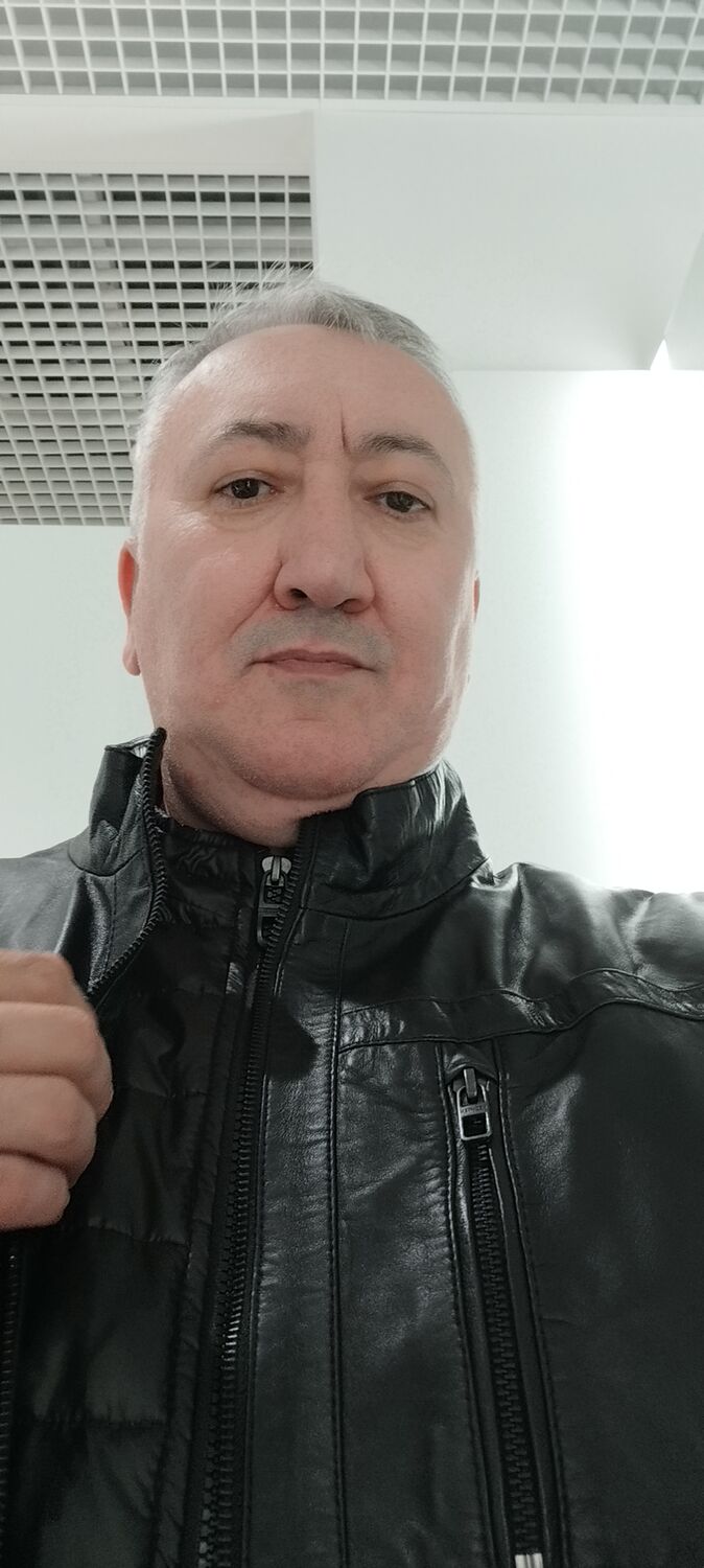  47749064  Toni, 51 ,    Praha