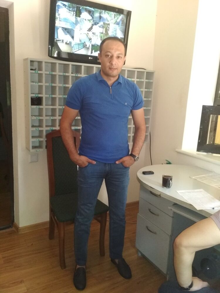  16181354  Bek, 36 ,    
