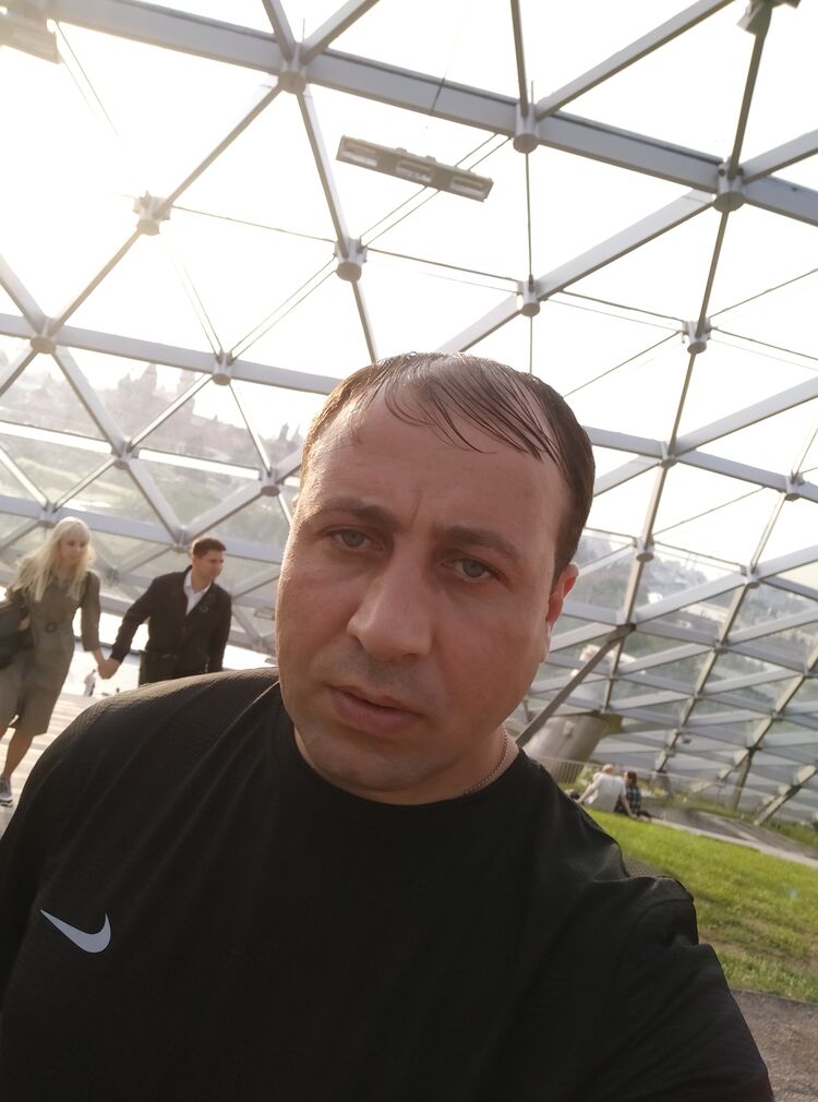  ,   Karlen, 37 ,   ,   