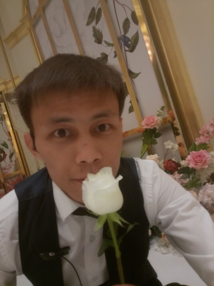  ,   Olzhas, 32 ,   ,   , c 