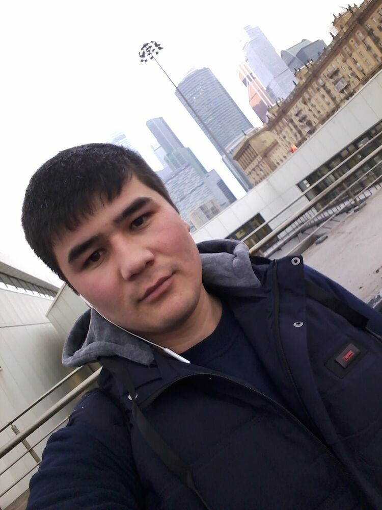  18734134  Ulugbek, 32 ,    