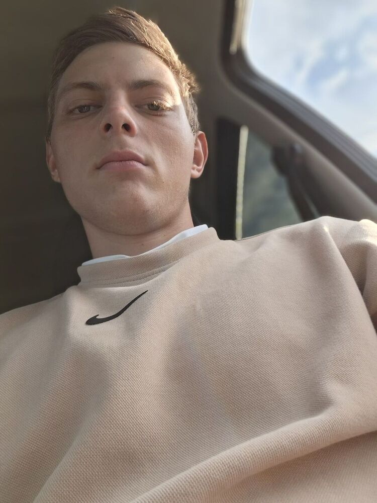  53967014  Sashka, 22 ,    