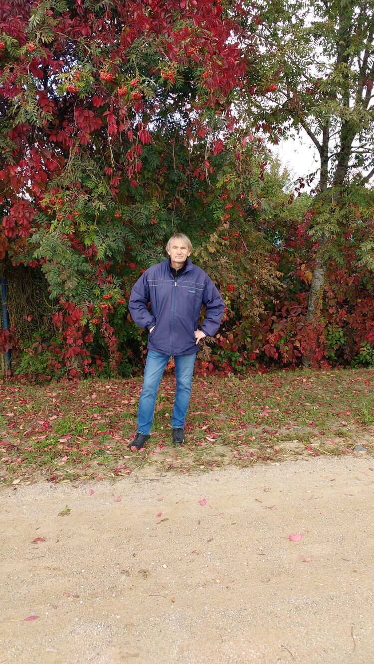 41525974  Andrei, 59 ,    
