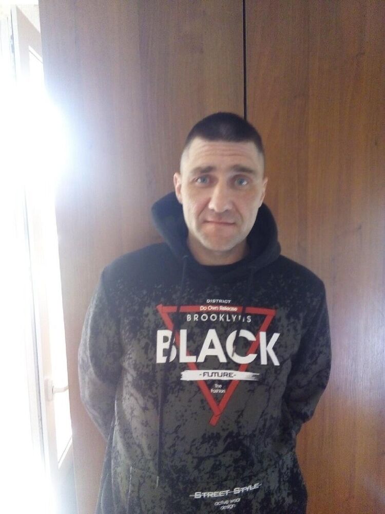  21096104  Sasha, 43 ,    