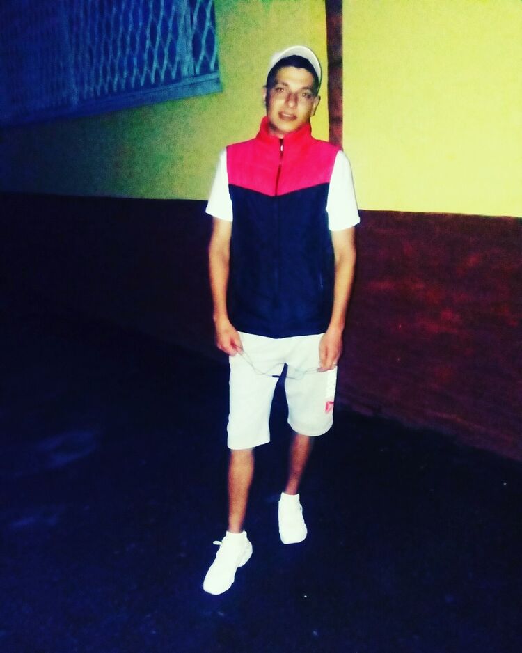  9618604  Sergei, 30 ,    