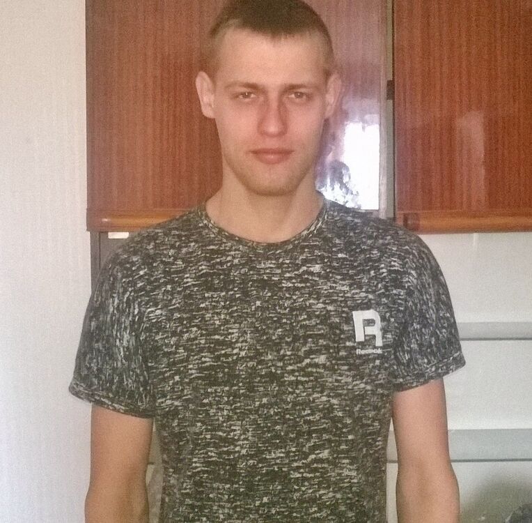  10117804  Alex, 31 ,    