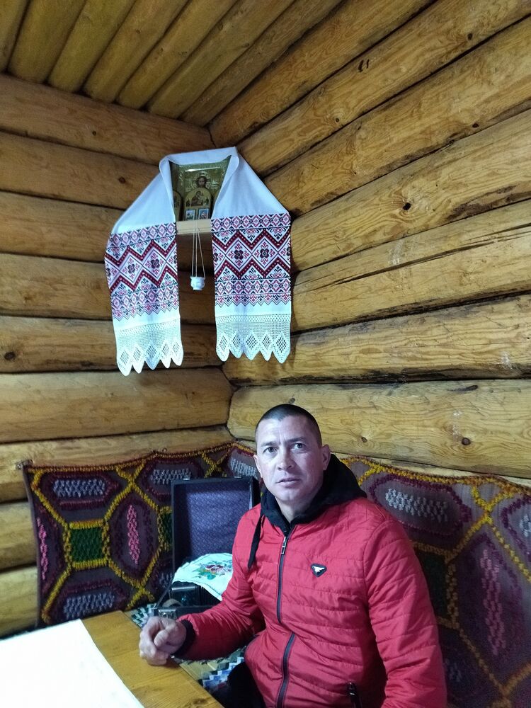  28824924  Sergejzilins, 46 ,    