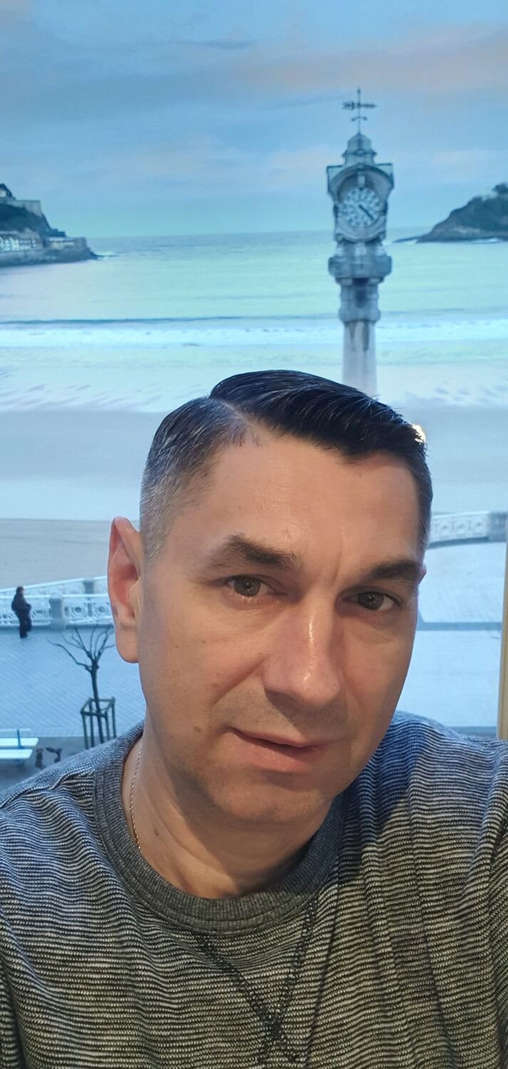  ,   Eduard, 48 ,     , c 