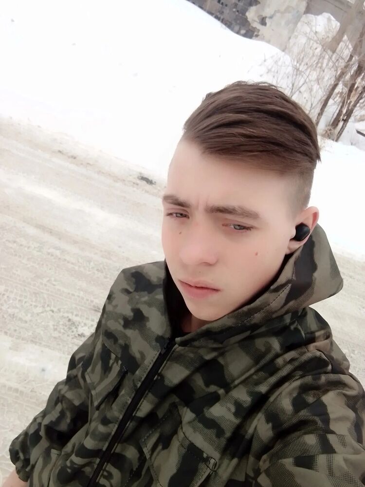  37063944  , 20 ,    