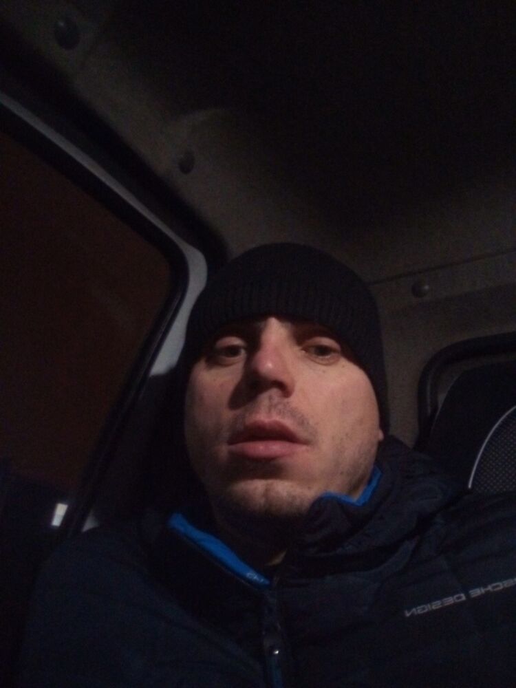 18694524  Andrey, 36 ,    