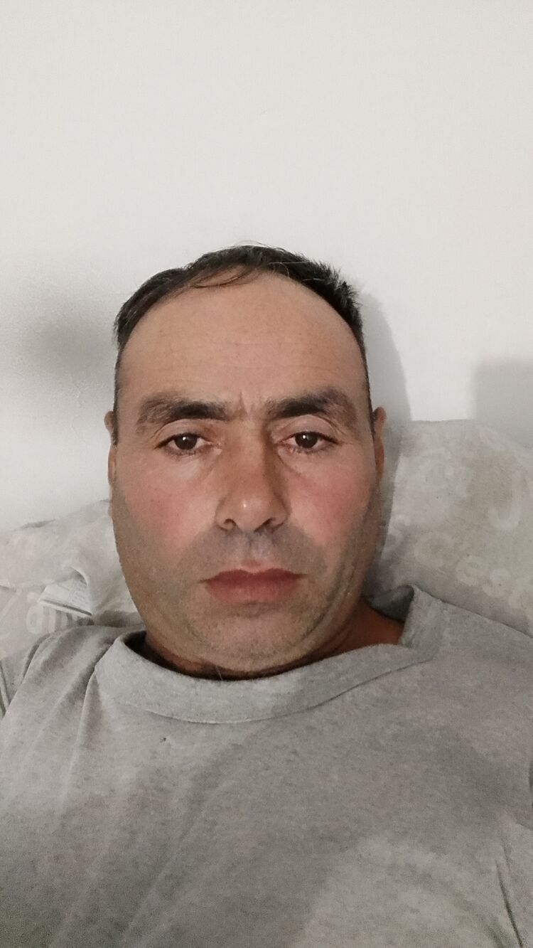  45669404  Nazim, 46 ,    