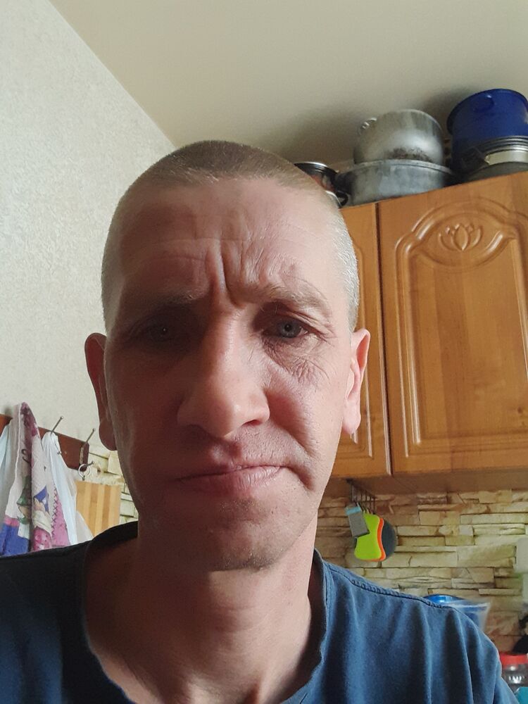  47523854  Andre, 42 ,    