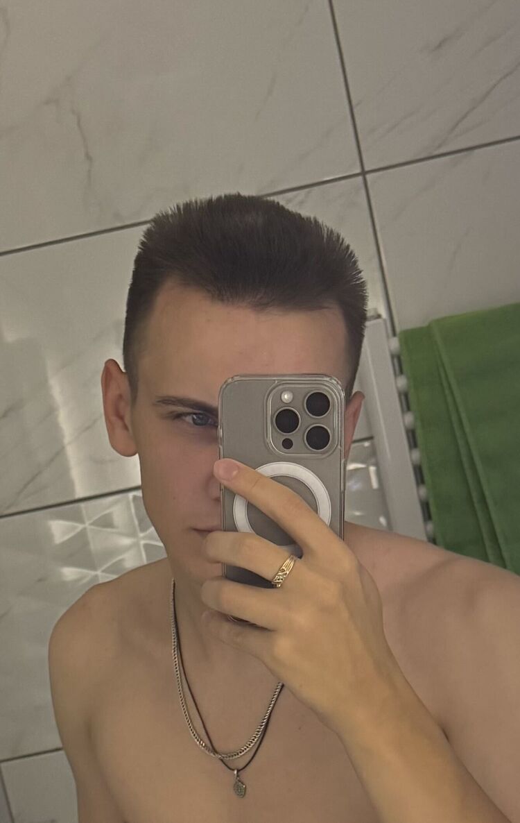  46864644  , 24 ,    