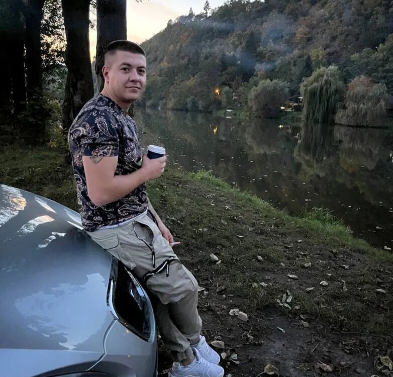  31755544  Oleksii, 35 ,    Praha