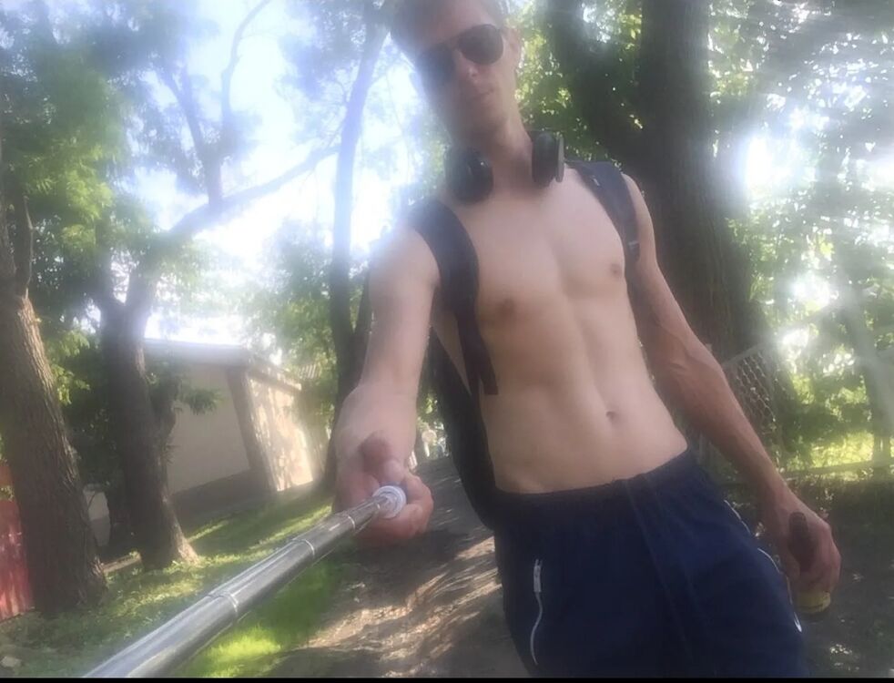  47520344  , 33 ,    