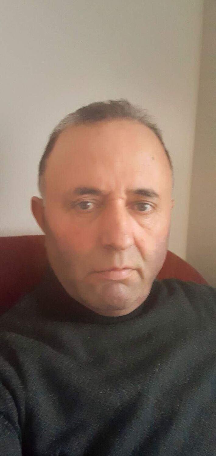  52334154  Erol, 57 ,     