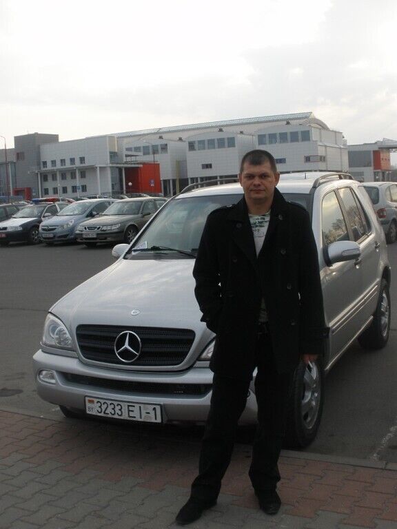  42859334  Sergey, 47 ,    