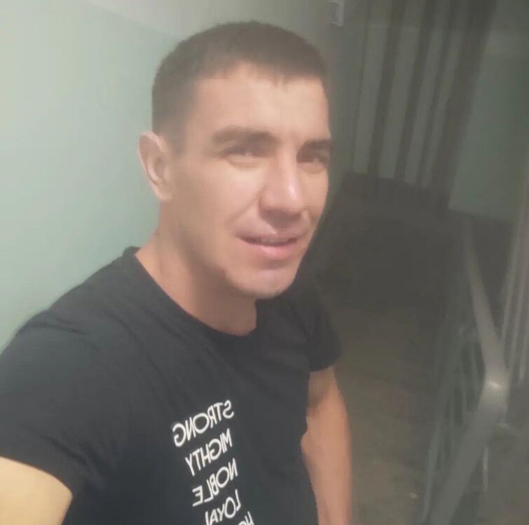  42218354  , 37 ,    