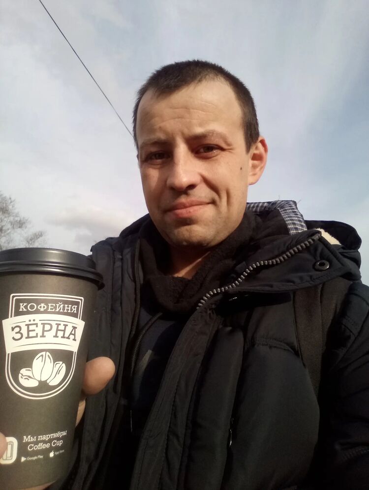  ,   Tobbi, 38 ,   ,   , c , 