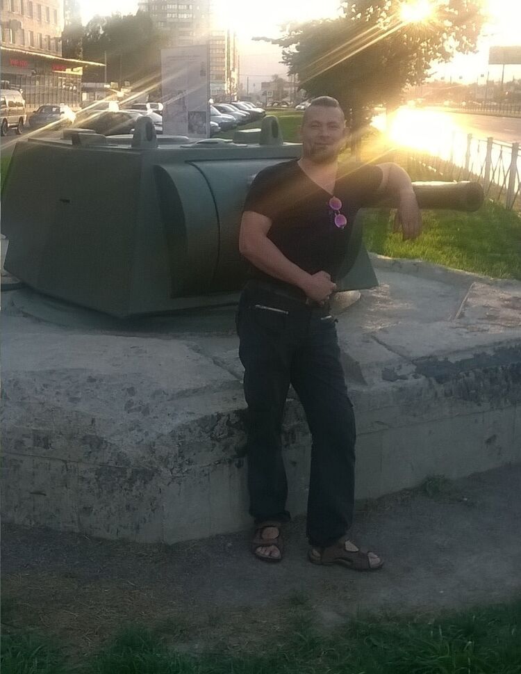  10647654  , 42 ,    -