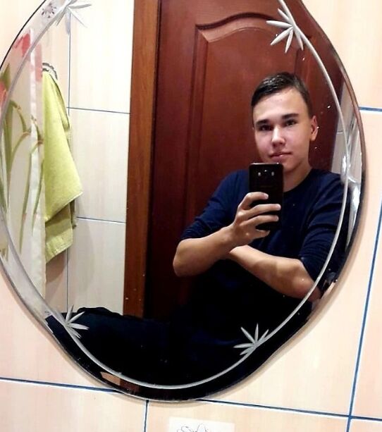  ,   Alexander, 21 ,   ,   