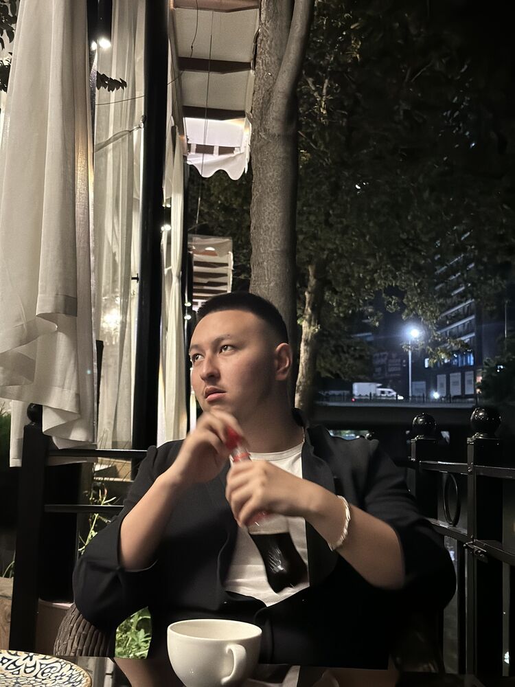  -,   Timur, 21 ,   ,   
